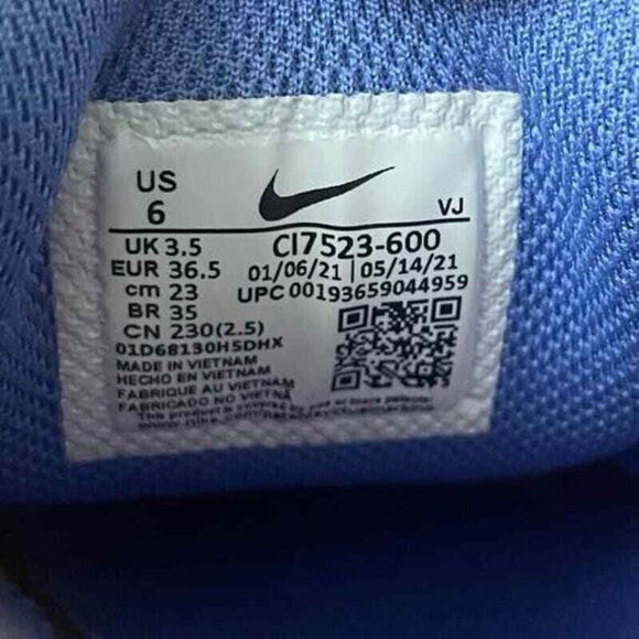 Nike Womens Size 6 React Vision Trainers Sneakers Shoes Washed Coral Orange - Picture 4 of 6